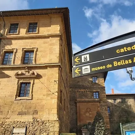 Lägenhet Nuevo-casco Historico-parking Gratuito. Oviedo