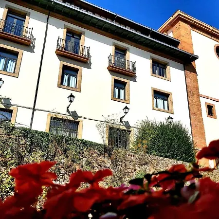 Nuevo-casco Historico-parking Gratuito. Apartment Oviedo