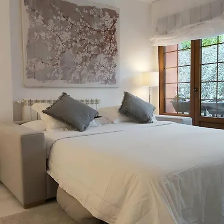 Nuevo-casco Histórico-parking Gratuito. Apartamento