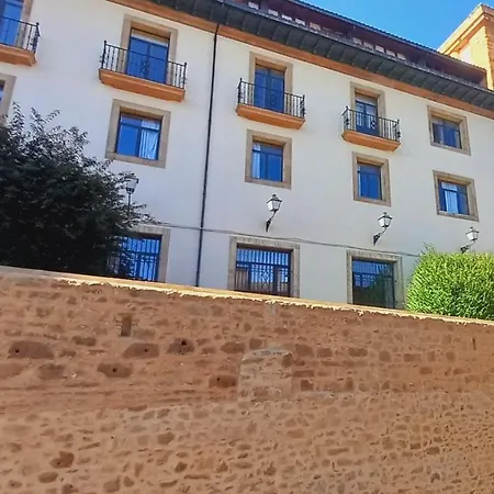 Nuevo-casco Historico-parking Gratuito. Apartment Oviedo